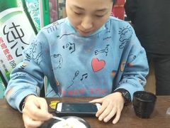 -陈老斯呼尔嗨吃烧烤(科巷店)