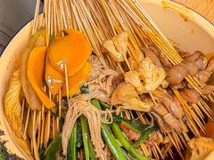 -拈签一笑黄牛肉辣卤串串