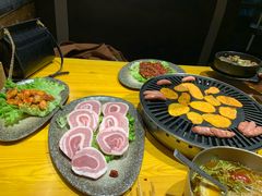 -那胡同里的小烤肉馆(开发区万达店)