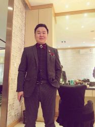 -唯一视觉婚纱摄影(李家村店)