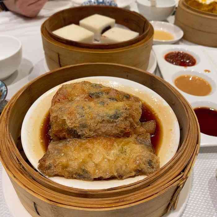 新雅粤菜馆(南京东路店)