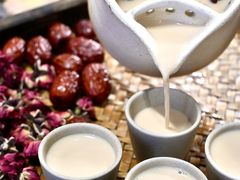 -阿山卓·野生菌火锅·纳西火塘烤肉