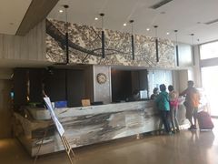 -西安大雁塔科技大学地铁站亚朵酒店