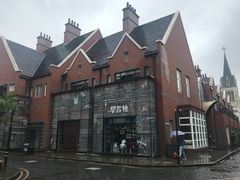 -钟书阁(松江泰晤士小镇店)