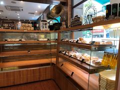 面包甜点陈列柜-梦菲思饼屋(瑞金宾馆店)