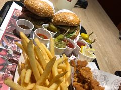 -The Habit Burger Grill 哈比特汉堡(复兴soho店)