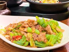 招牌皱皮椒小炒肉-云海肴·汽锅鸡·云南菜(美罗城店)