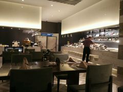 -筠咖啡西餐厅(上海国展宝龙丽筠酒店)