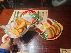 -马迭尔德式西餐精酿啤酒屋(中央大街店)
