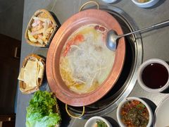 -阿婆情腊排骨火锅·野生菌季(古城旗舰店)