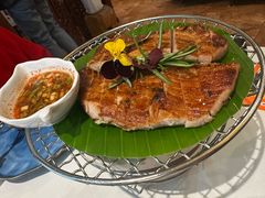 炭烤猪颈肉-荷花泰菜(东方新天地店)