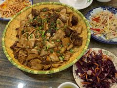 -壹阁胡羊焖饼(特色小吃街店)