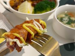 -露露家咖啡店