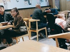 大堂-三好食堂(煎饺·馄饨·肉饼米线·盛世广场店)