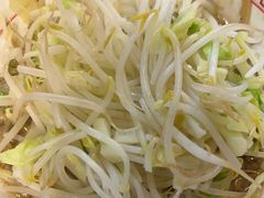 豆芽-拉面莊夢語＆中华料理八椿