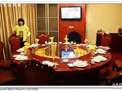 包间餐桌+TV-品湘楼(方庄店)
