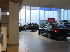 -青岛中升沃茂沃尔沃4S店(市北店)