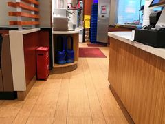 -The Habit Burger Grill 哈比特汉堡(爱琴海店)