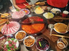 -萍姐火锅·公路夜市(武汉首店)