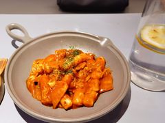 弘大粗暴辣炒年糕-chicken plus韩国炸鸡(城阳店)
