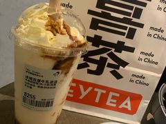 冰博克厚牛乳波波-喜茶(上海兴业太古汇店)