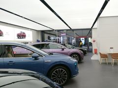 -华为智能生活馆(上海金桥国际商业广场)