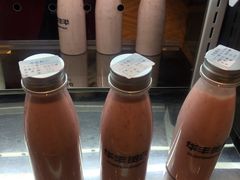 草莓酸奶-华丰贺氏(营迹店)