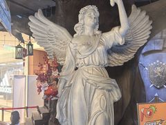 -暴风岛沉浸式体验馆(百联世纪店)