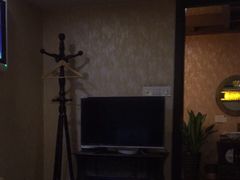 -莱仪堂艾灸经络养生馆(武威东路店)