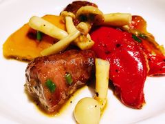百花煎酿水果椒拼一口牛-三号黄浦会Canton Table