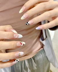 -M Nails & Beauty美甲美睫美体