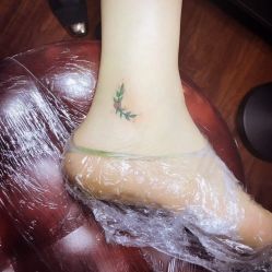 -SNOW TATTOO STUDIO