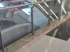 -鸿通城购物中心