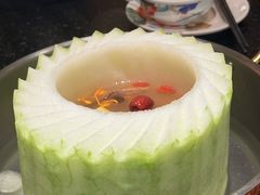 -得意咚瓜·顺德鱼生·冬瓜火锅(深圳首店)