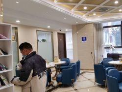 -碧莲盛·不剃发植发