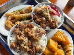 -正宗牛奇排骨饭(第一分店)
