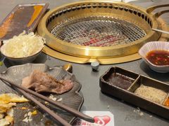 -铭牛烧肉·和牛海鲜自助(高新月牙湖店)