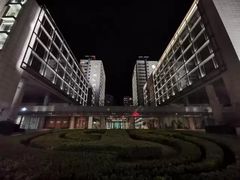 -青岛海尔洲际酒店