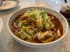 -汗腾格里·风味餐厅(新疆驻京办店)
