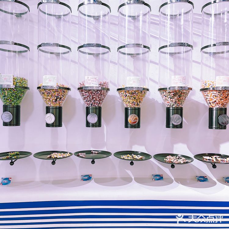 上海之光，大白兔全球首家旗舰店开业了，太好逛了！