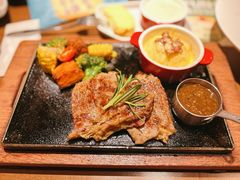 -豪客来牛排(空港华联店)