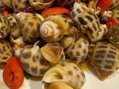 -三亚火车头万人海鲜广场