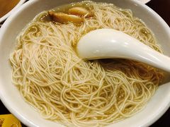 特级龙骨面线汤-松发肉骨茶SongFa(静安嘉里中心店)