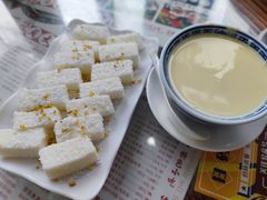 -周大娘牛乳(旧寨古村总店)