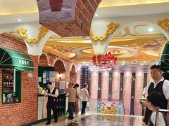 -列娜餐厅