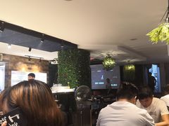 -顶峰夜宴·龙虾烧烤大排档(九江学院店)
