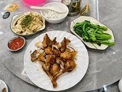 -银峰农庄·特色烧鸡·鲜无花果浸鸡