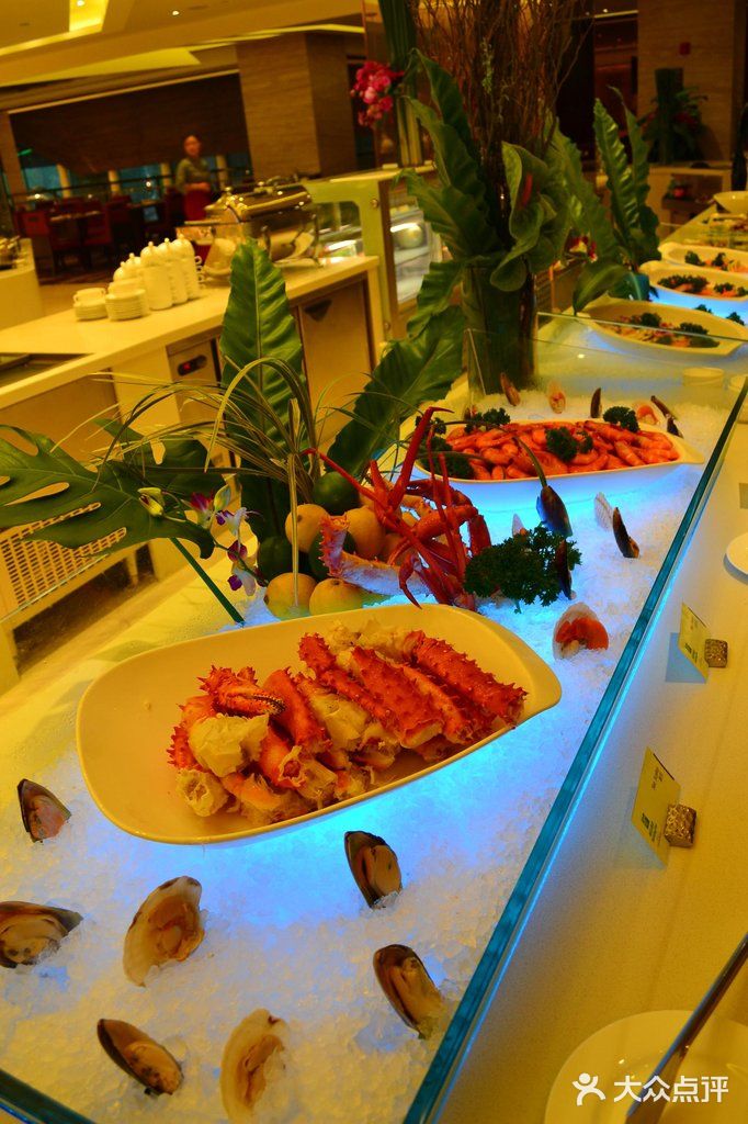 上海松江假日酒店海鲜自助餐图片
