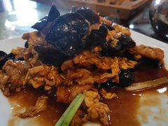 -鸿亨泰杂鱼馆(港馨家园店)