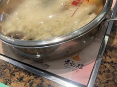 -黄记煌三汁焖锅(银盆岭万达广场店)
